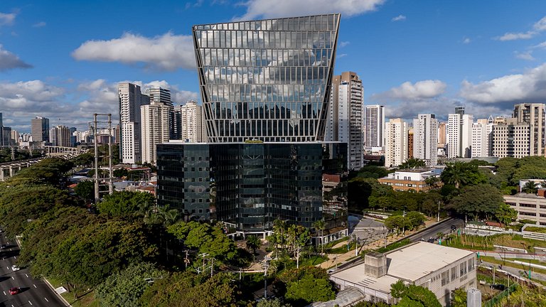 Espaçoso Apartamento na zona sul